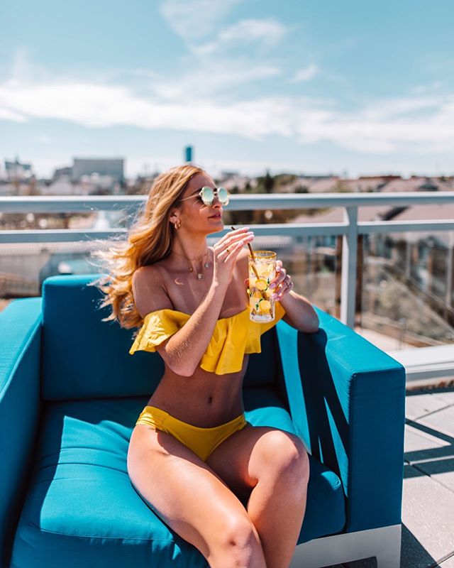 Here comes the sun🌞
I am all geared up and ready for summer wearing this bright yellow @trinaturk bikini from @zappos ! Head over to my blog to check out all the deets on this amazing suit and see more photos from this shoot! I having a feeling this suit and I are going to make many memories together this summer! #sponsored  #Zappos #DiveIntoZappos #TrinaTurkSwim